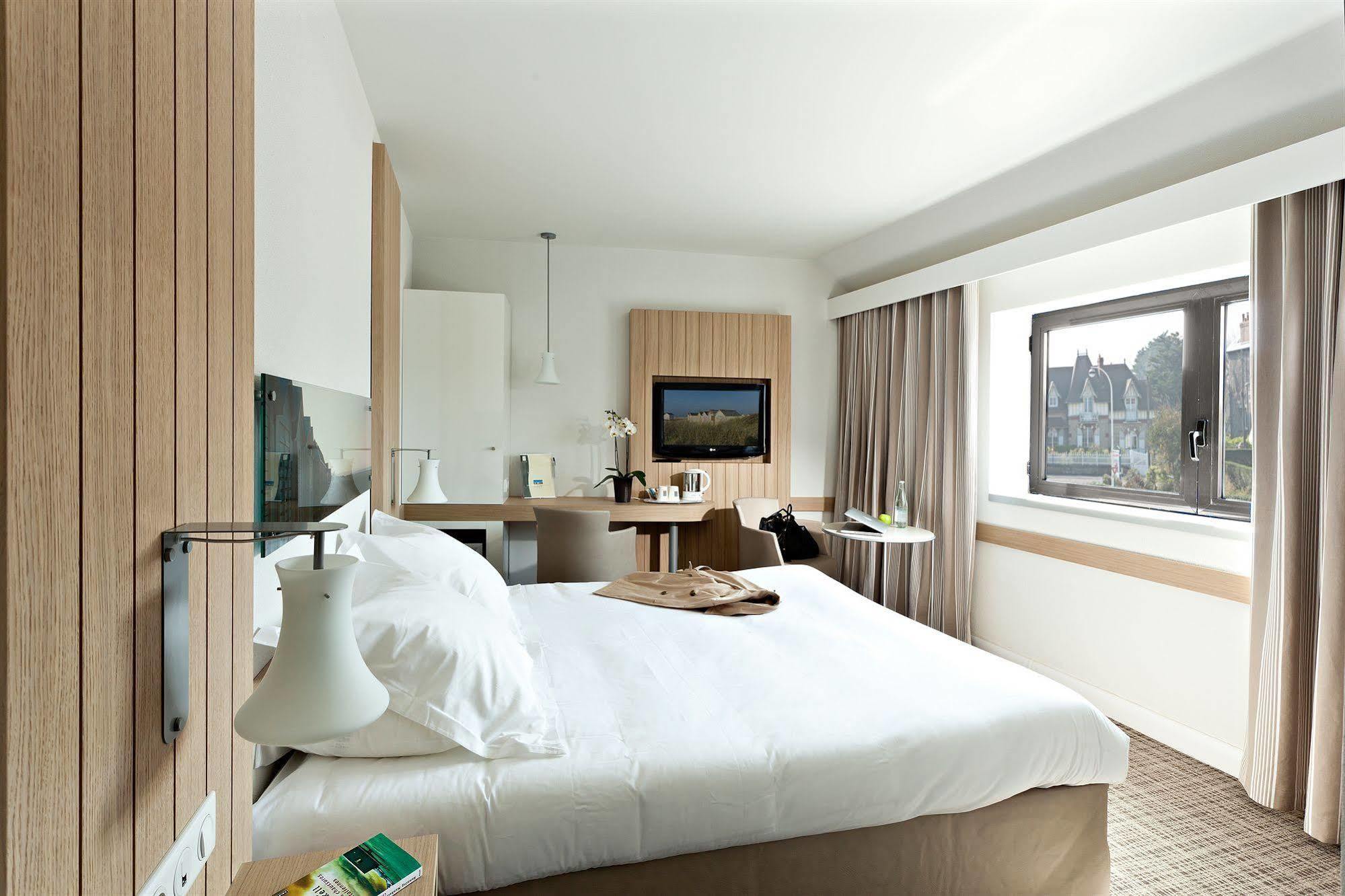Thalazur Ouistreham - Hotel & Spa المظهر الخارجي الصورة